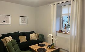 Apartament Frezja